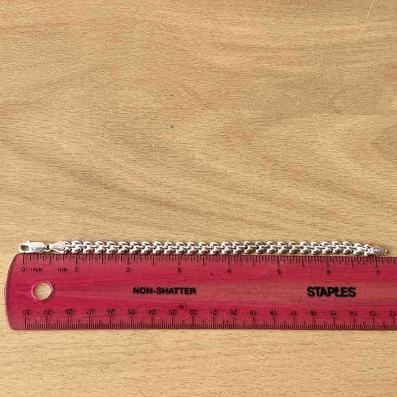 925 Sterling Silver Heart Design Bracelet - Picture 14 of 16